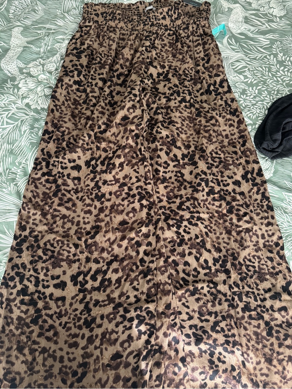 Leopard Print wide leg pants in Brown and Black
